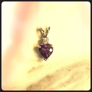 14K White Gold Heart .75 Amethyst Diamond Pendant